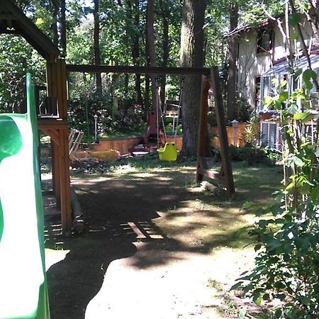 Villa Podkowa Podkowa Leśna Exterior foto